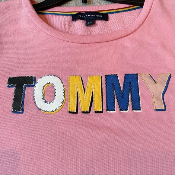 Tommy Hilfiger Bubble Gum Pink Crewneck Tommy French Terry Sweatshirt Casual - Picture 8 of 12